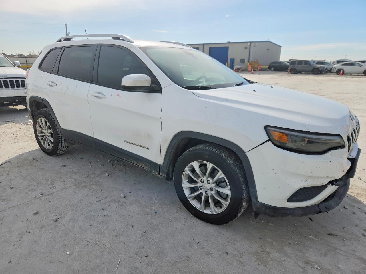 2020 Jeep Cherokee Latitude - zdjęcie 4