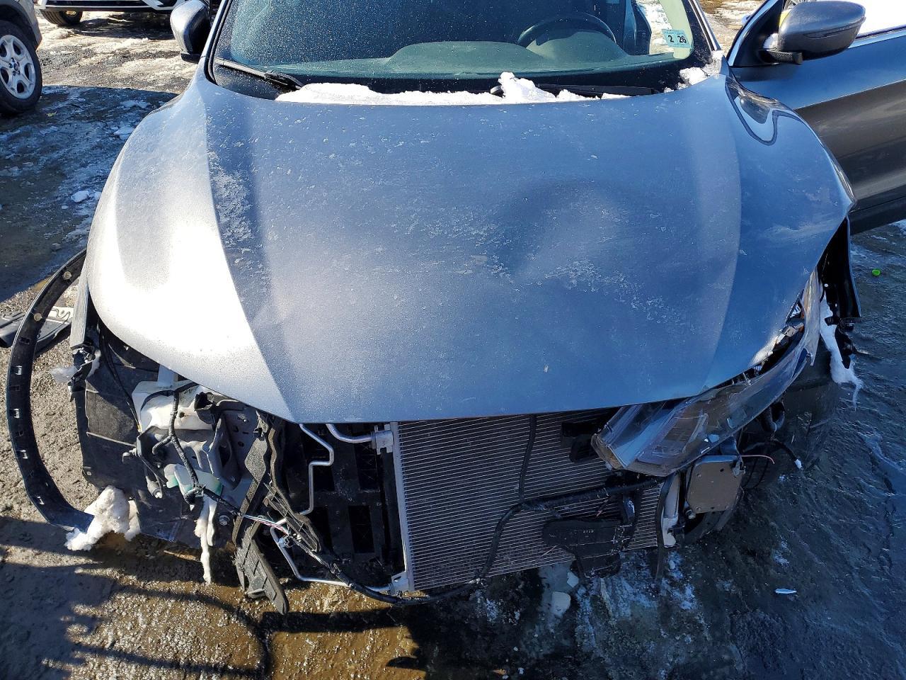 2021 Nissan Rogue Sport Sv - zdjęcie 12