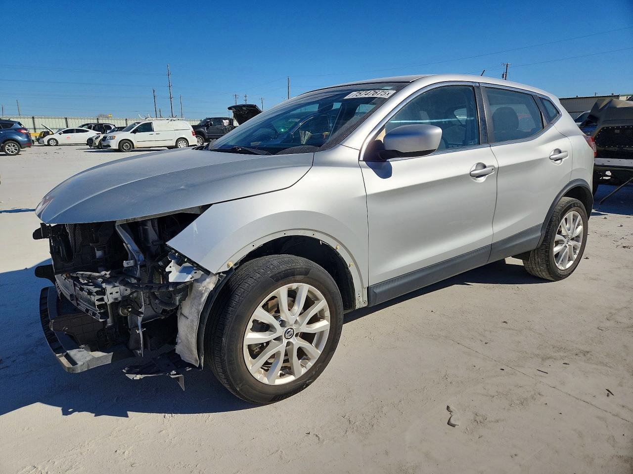 2021 Nissan Rogue Sport S - zdjęcie główne