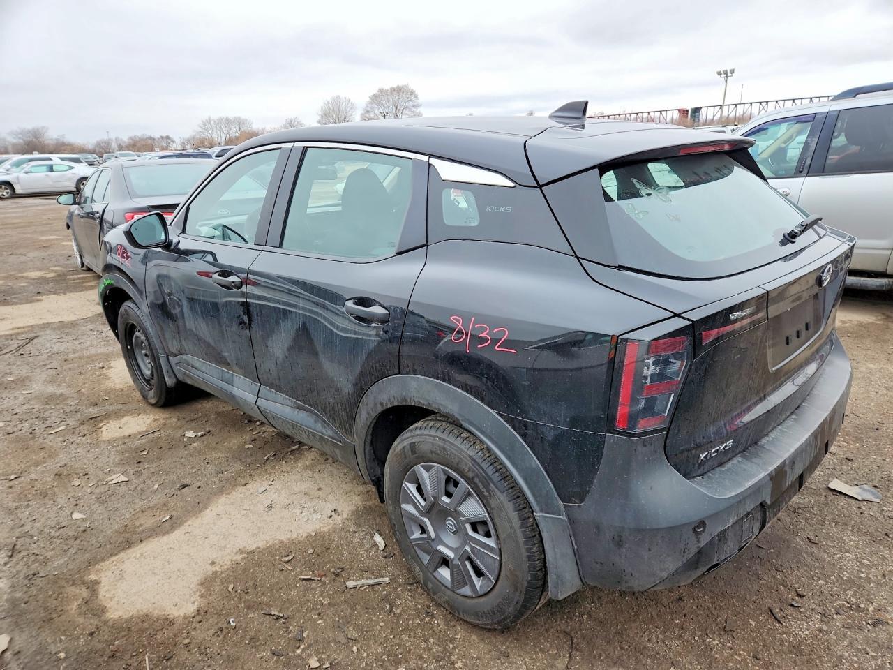 2025 Nissan Kicks S - zdjęcie 2