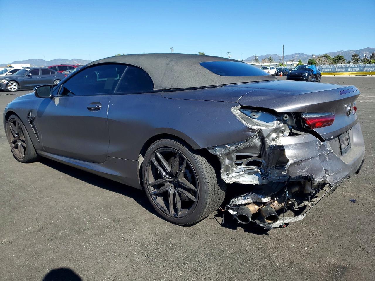 2020 BMW M8 - zdjęcie 2