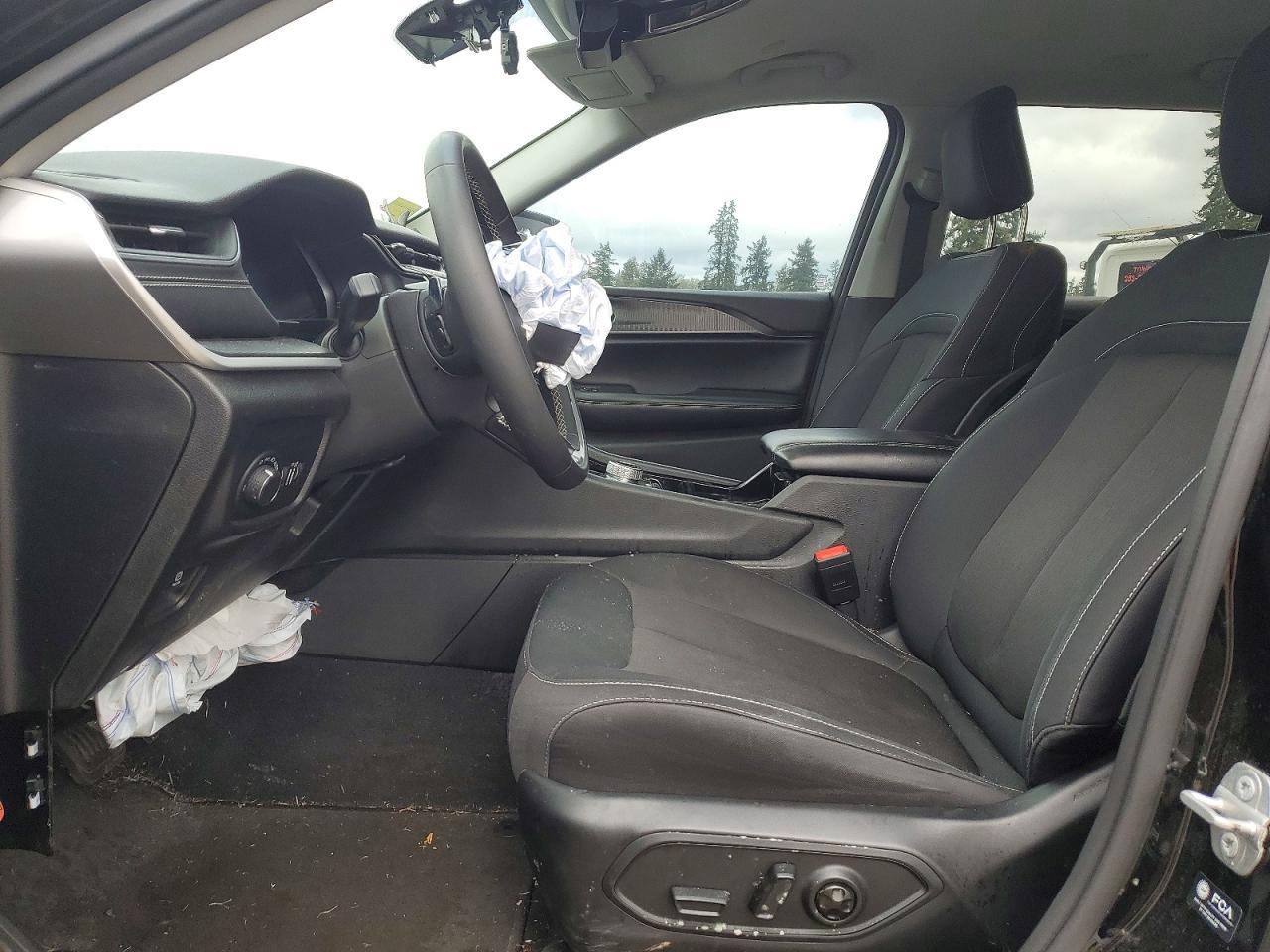 2023 Jeep Grand Cherokee L Laredo - zdjęcie 7