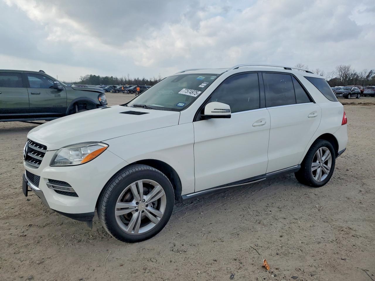 2015 Mercedes-Benz Ml 350 - zdjęcie główne