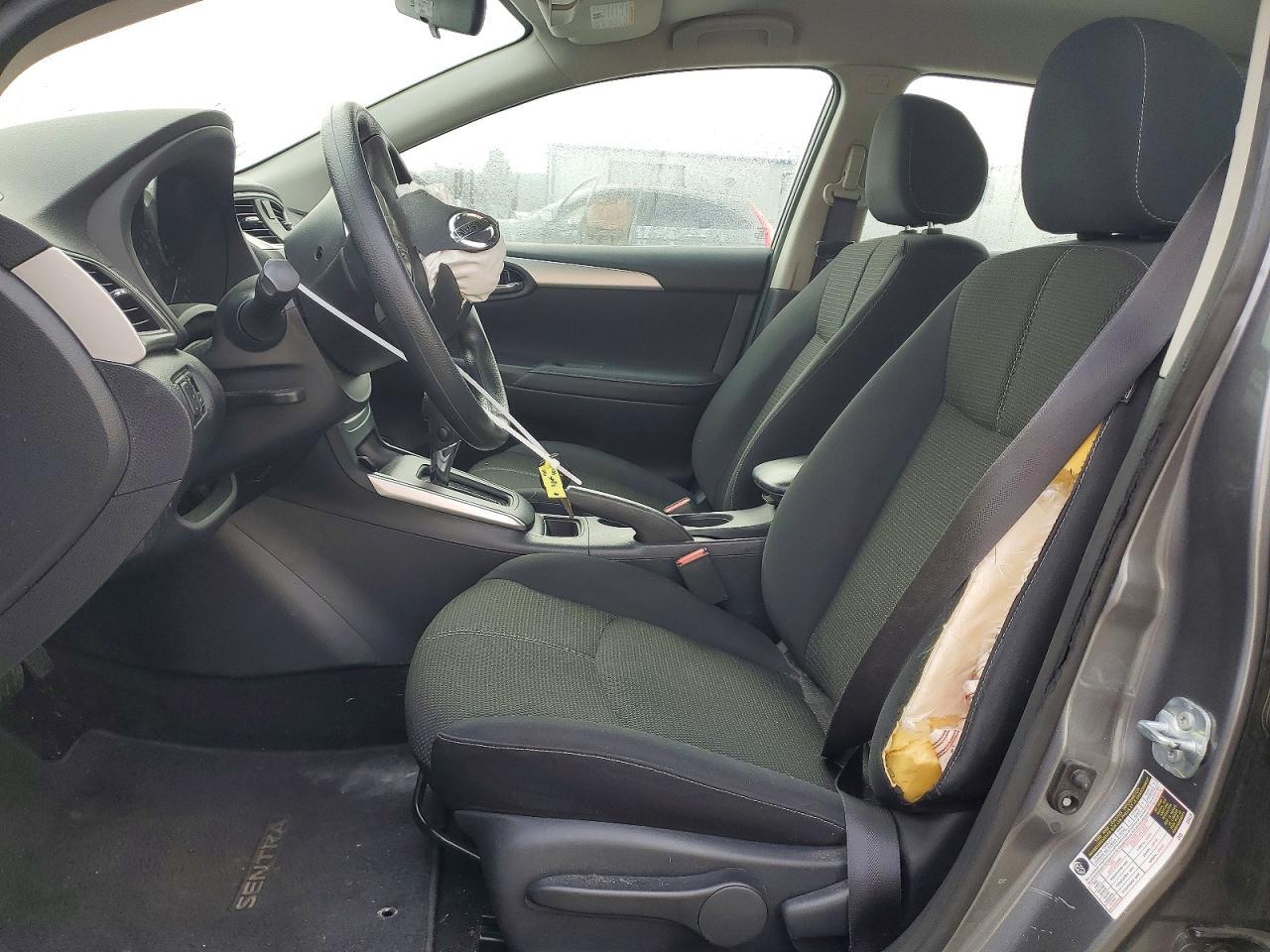 2016 Nissan Sentra S - zdjęcie 7