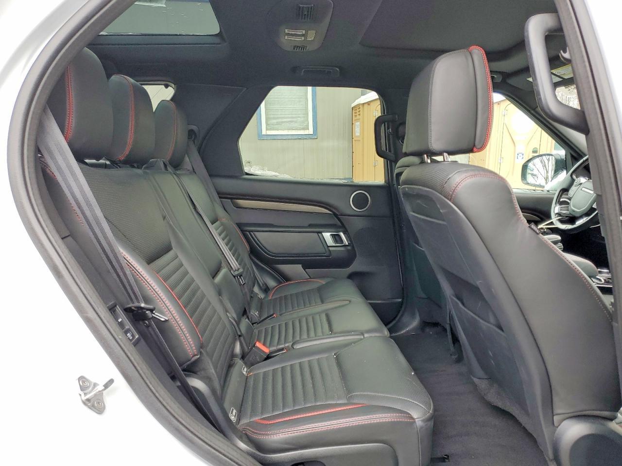 2018 Land Rover Discovery Hse Luxury - zdjęcie 11