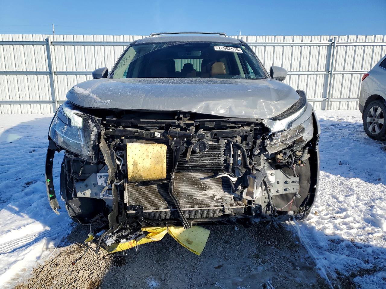 2024 Nissan Pathfinder Platinum - zdjęcie 5