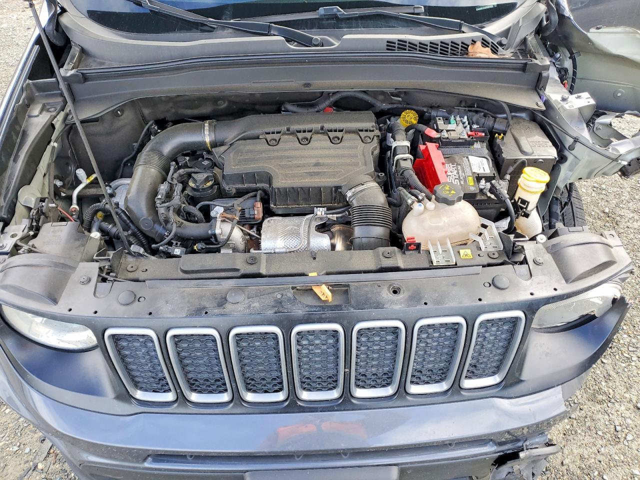 2022 Jeep Renegade Latitude - zdjęcie 11