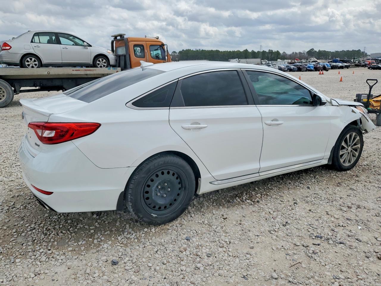 2017 Hyundai Sonata Sport - zdjęcie 3