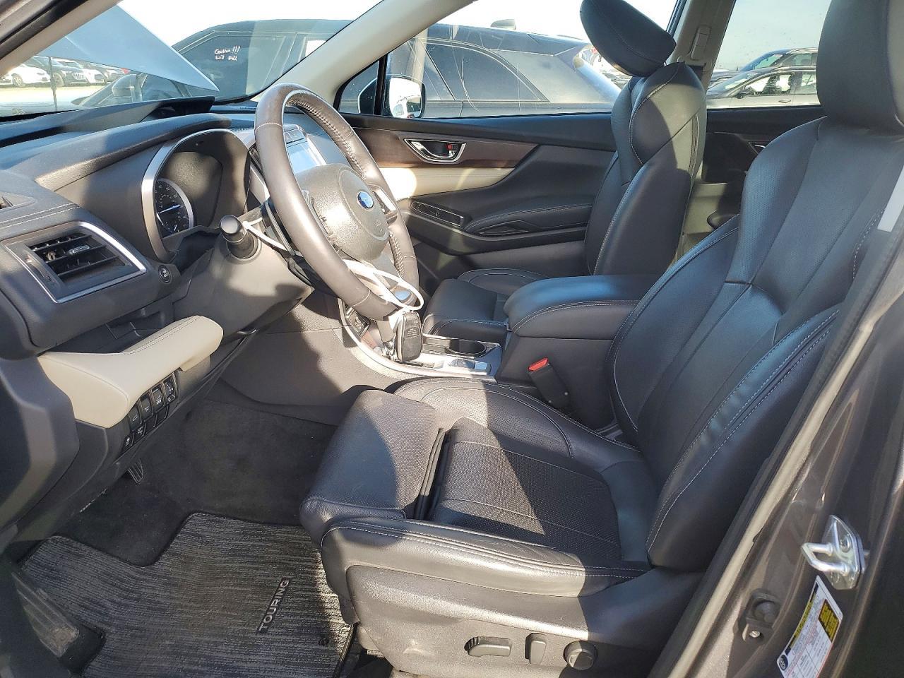 2022 Subaru Ascent Touring - zdjęcie 7