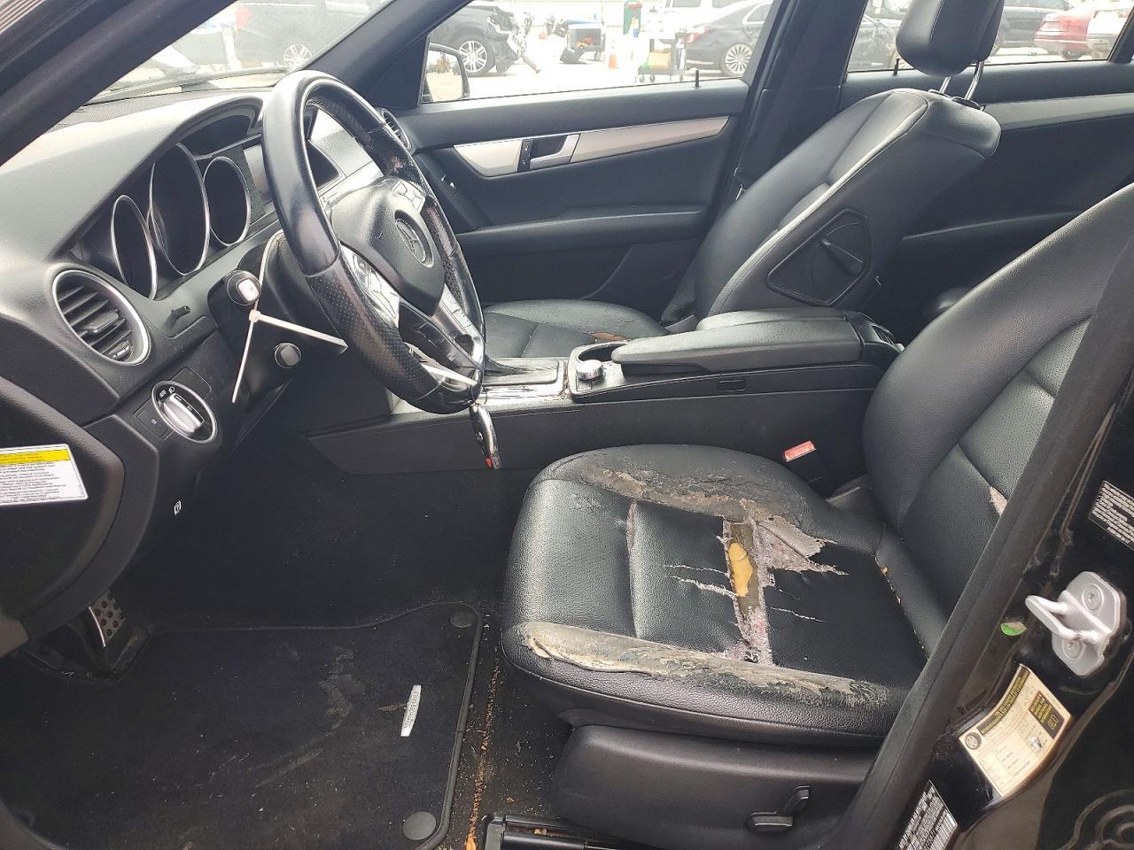 2013 Mercedes-Benz C 250 - zdjęcie 7