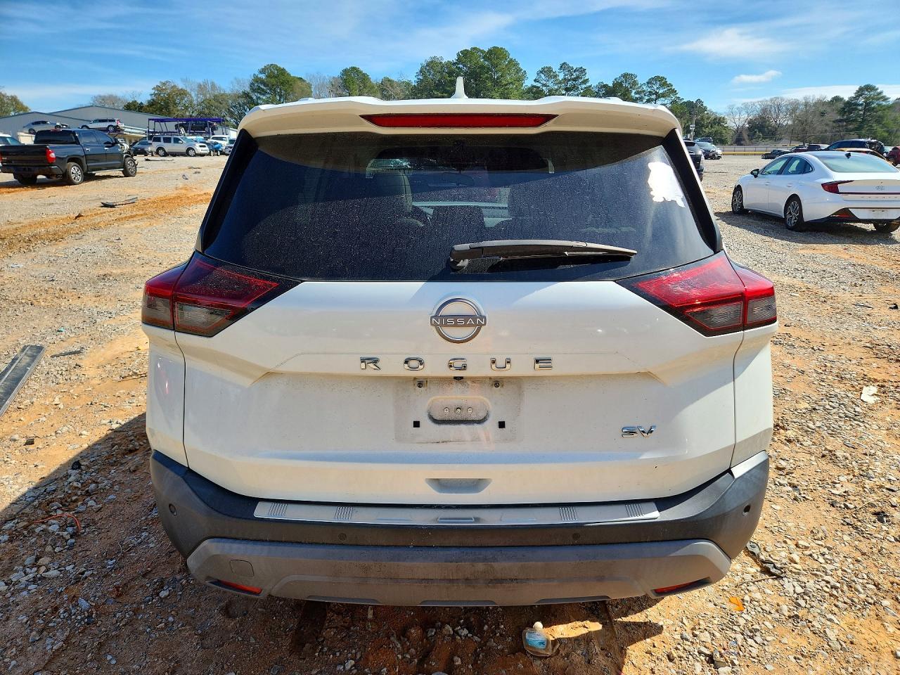 2022 Nissan Rogue Sv - zdjęcie 6