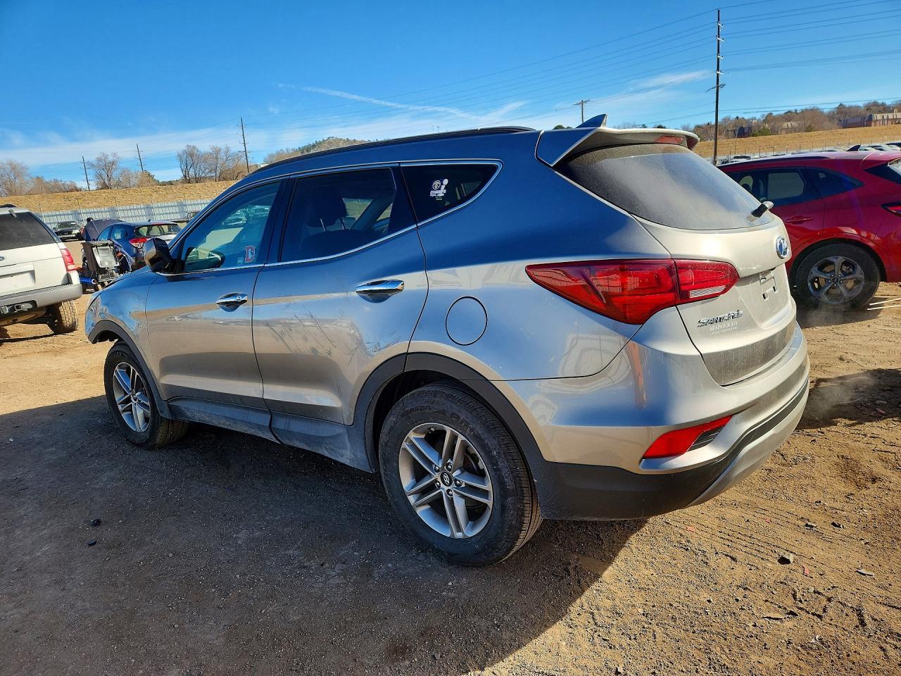 2017 Hyundai Santa Fe Sport 2.4L - zdjęcie 2