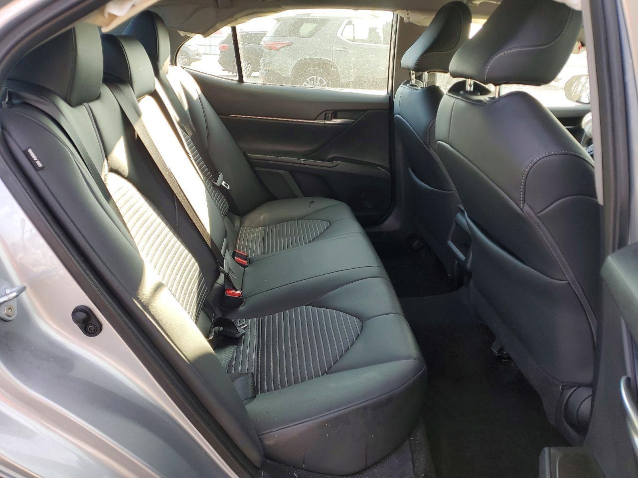 2024 Toyota Camry Se - zdjęcie 10