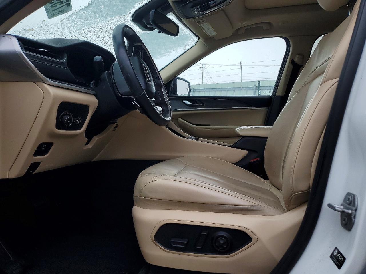 2022 Jeep Grand Cherokee Limited - zdjęcie 7