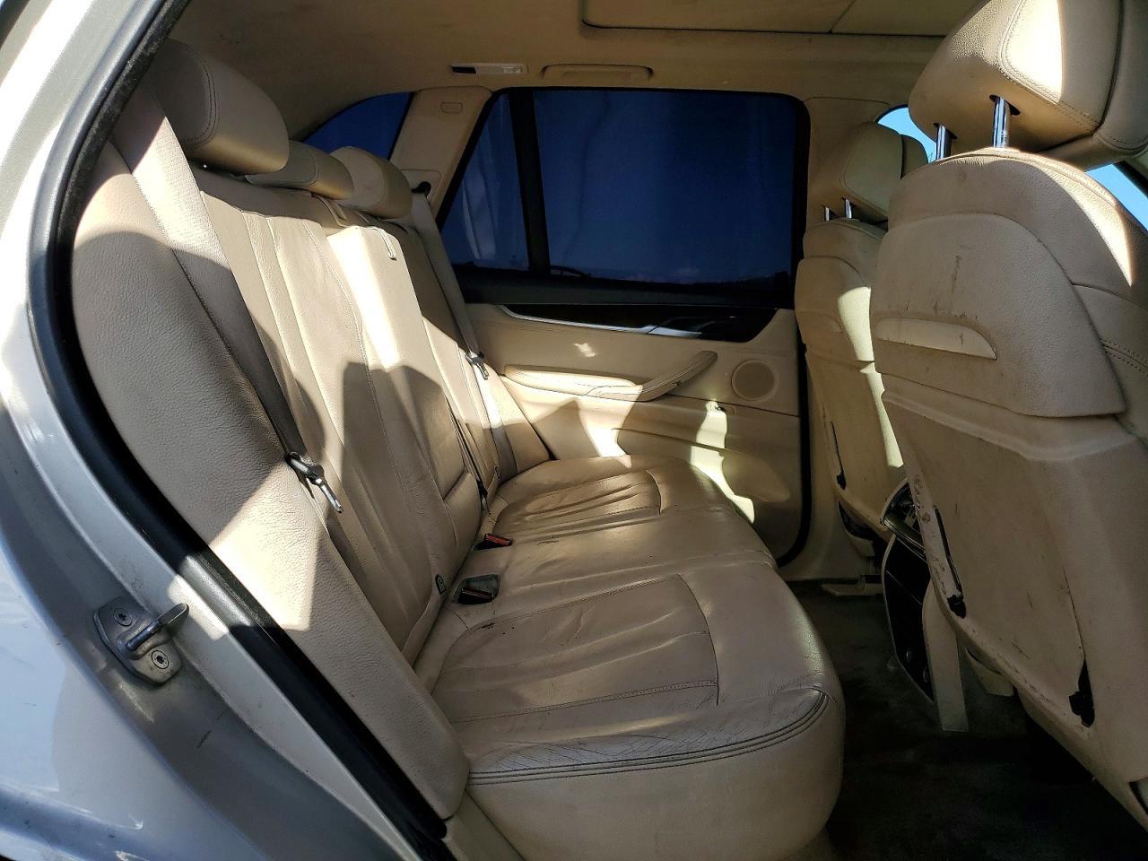 2014 BMW X5 Sdrive35I - zdjęcie 11