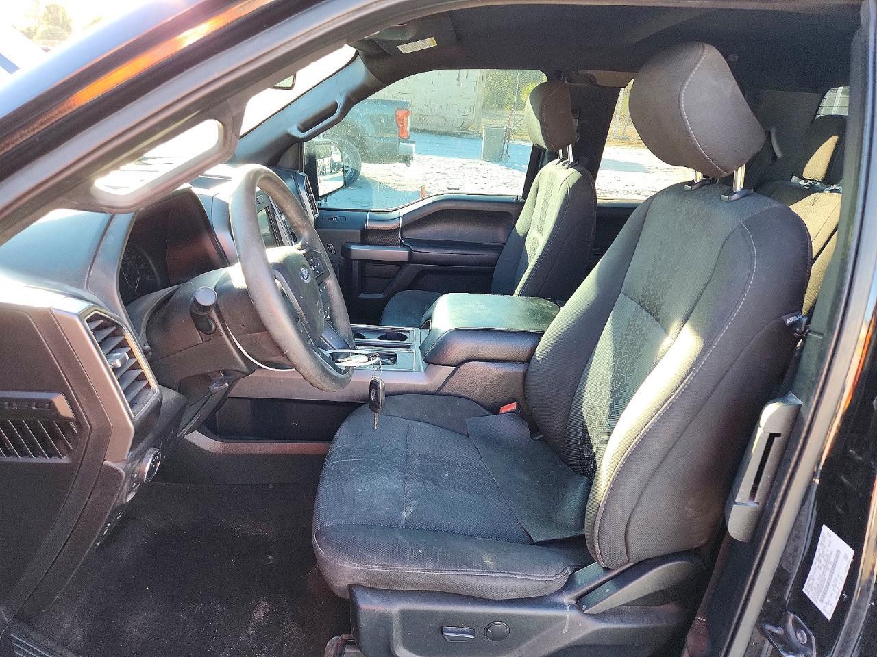 2020 Ford F150 Super Cab - zdjęcie 7