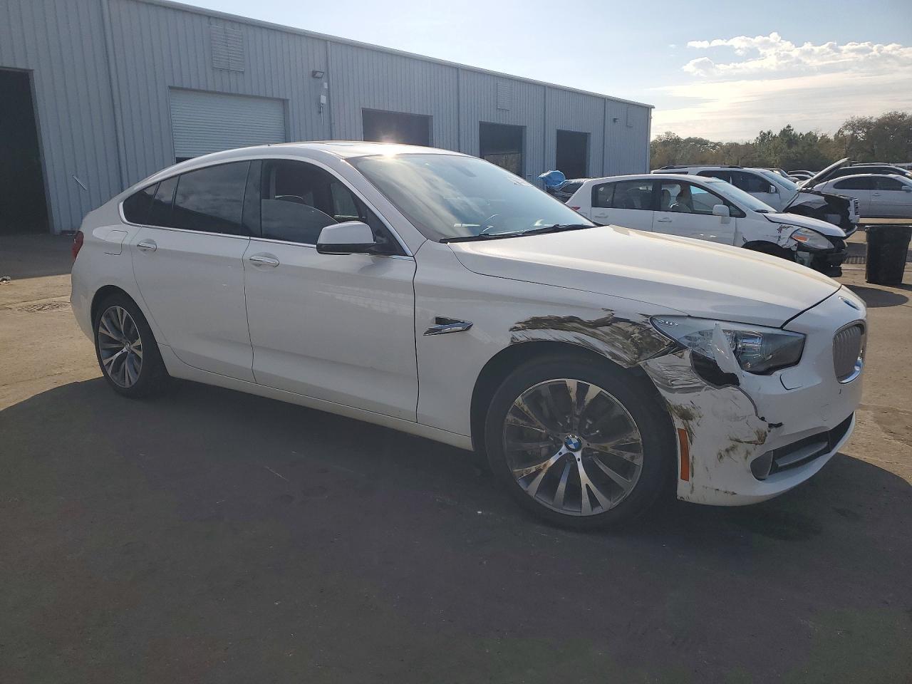 2013 BMW 550 Xigt - zdjęcie 4