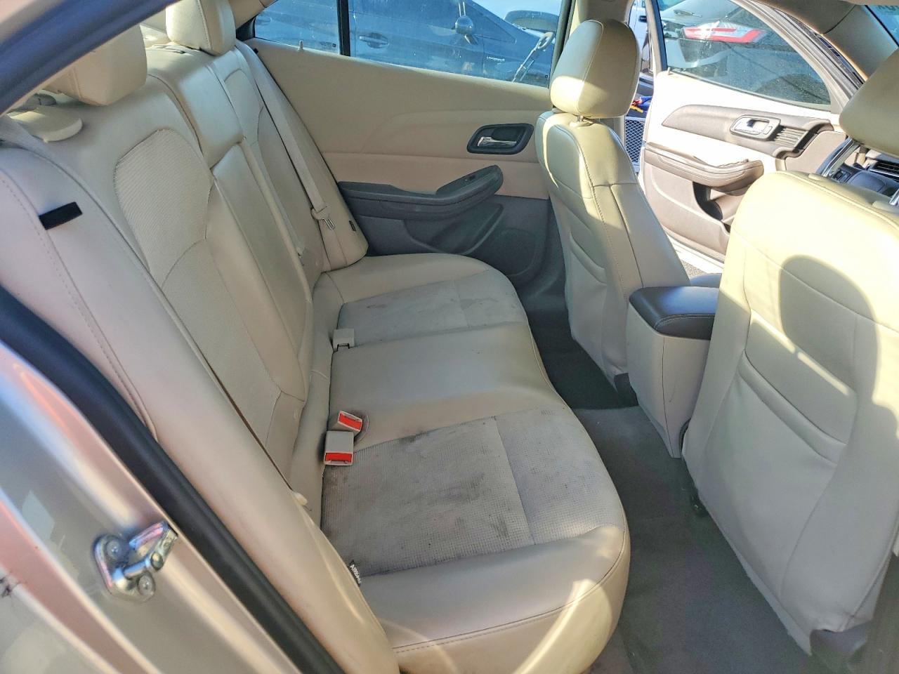 2015 Chevrolet Malibu 1Lt - zdjęcie 10