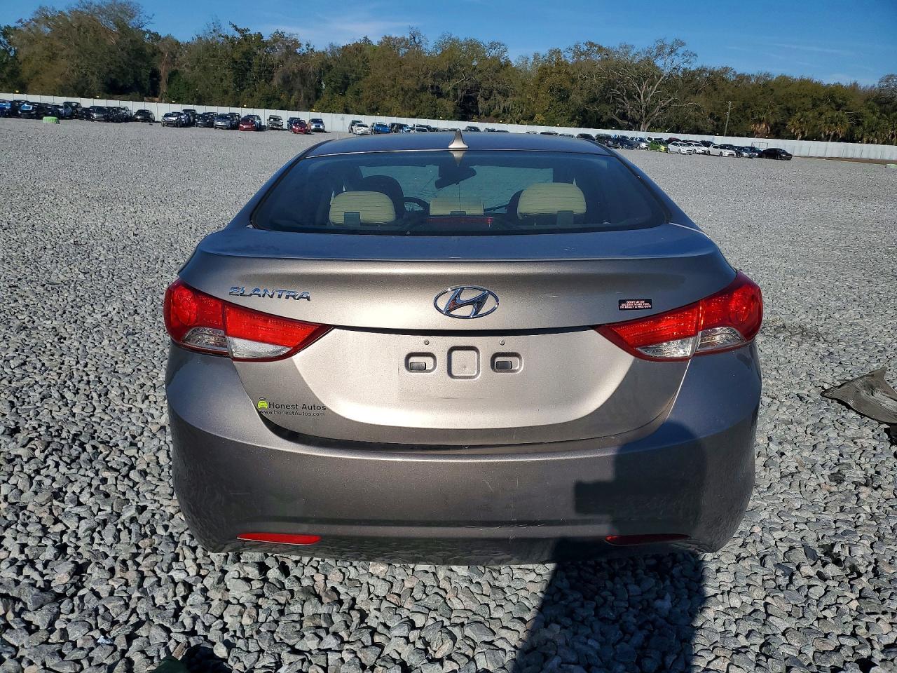2013 Hyundai Elantra Gls - zdjęcie 6