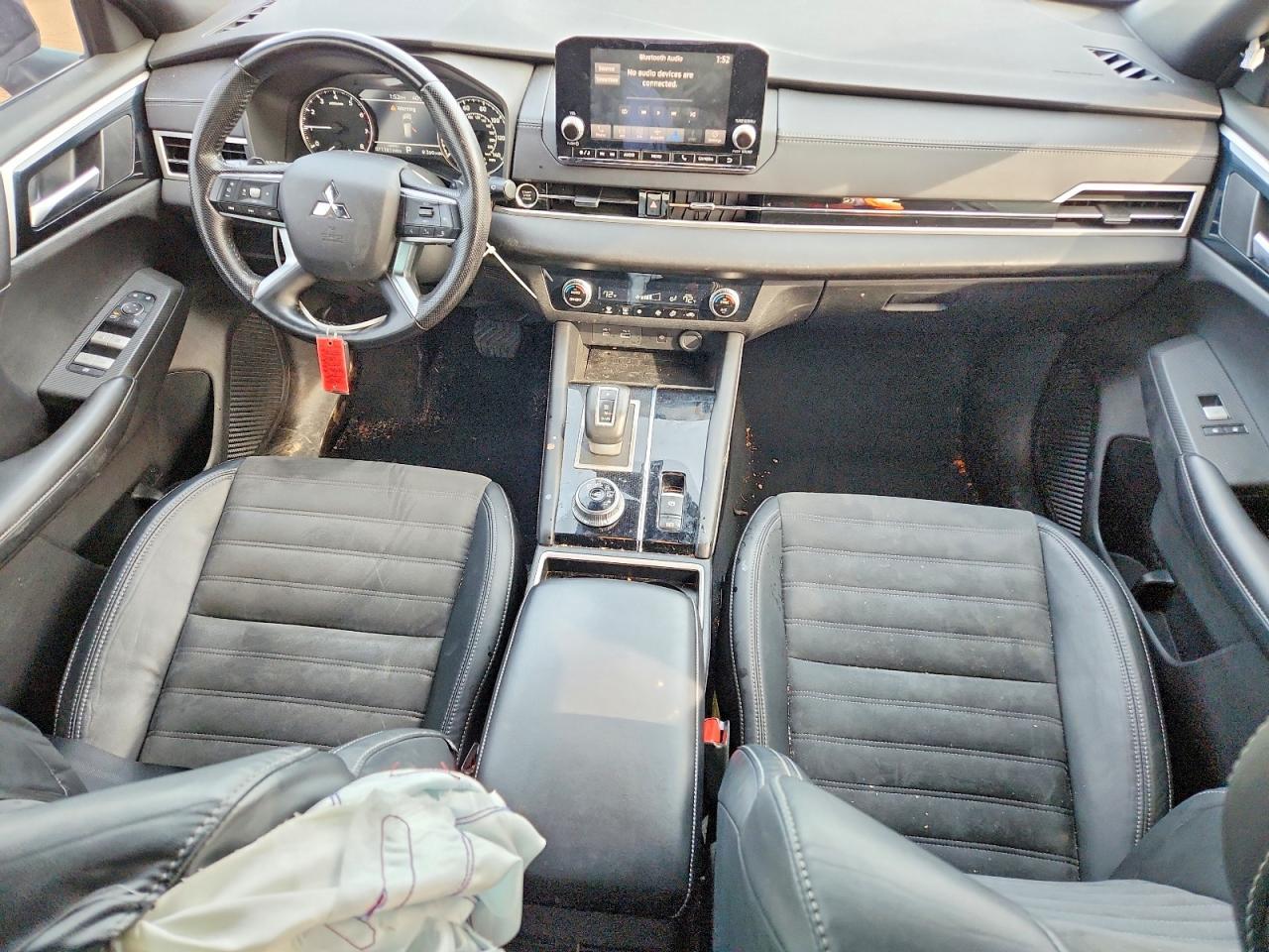 2022 Mitsubishi Outlander Se - zdjęcie 8