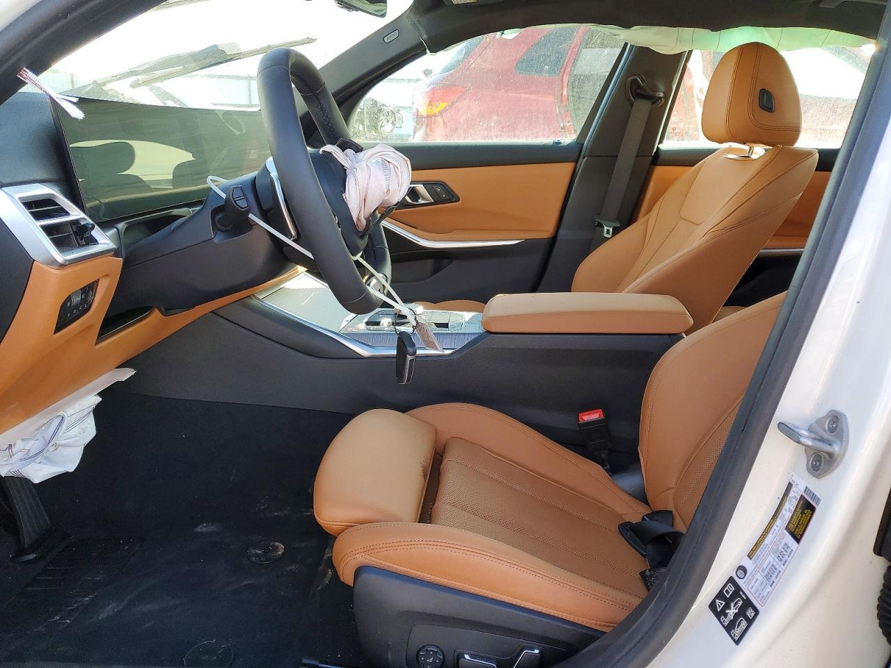 2026 BMW 330Xi - zdjęcie 7