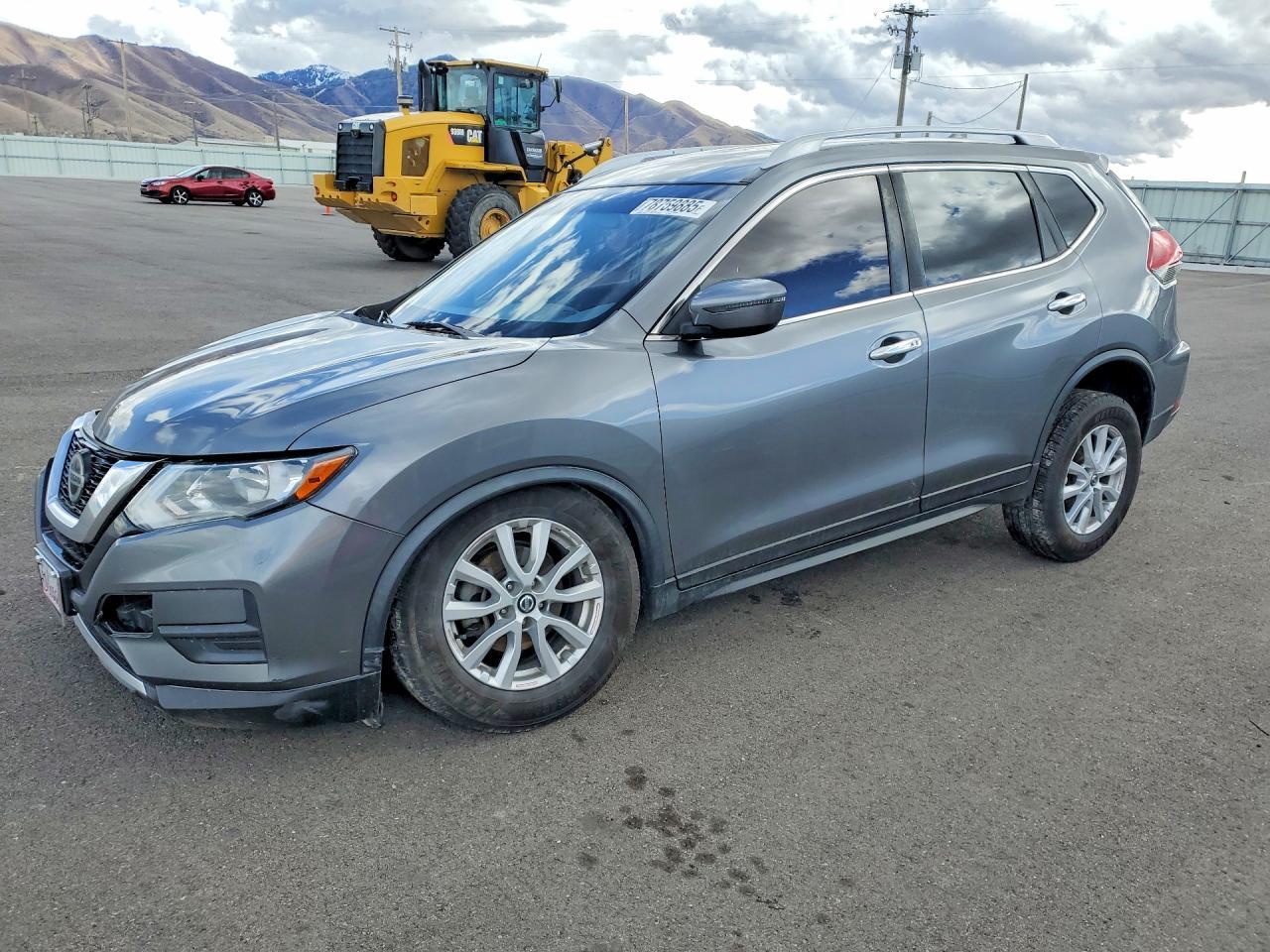 2018 Nissan Rogue Sv - zdjęcie główne