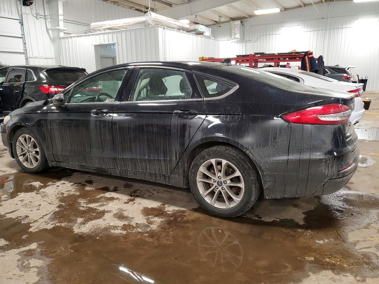 2020 Ford Fusion Se - zdjęcie 2