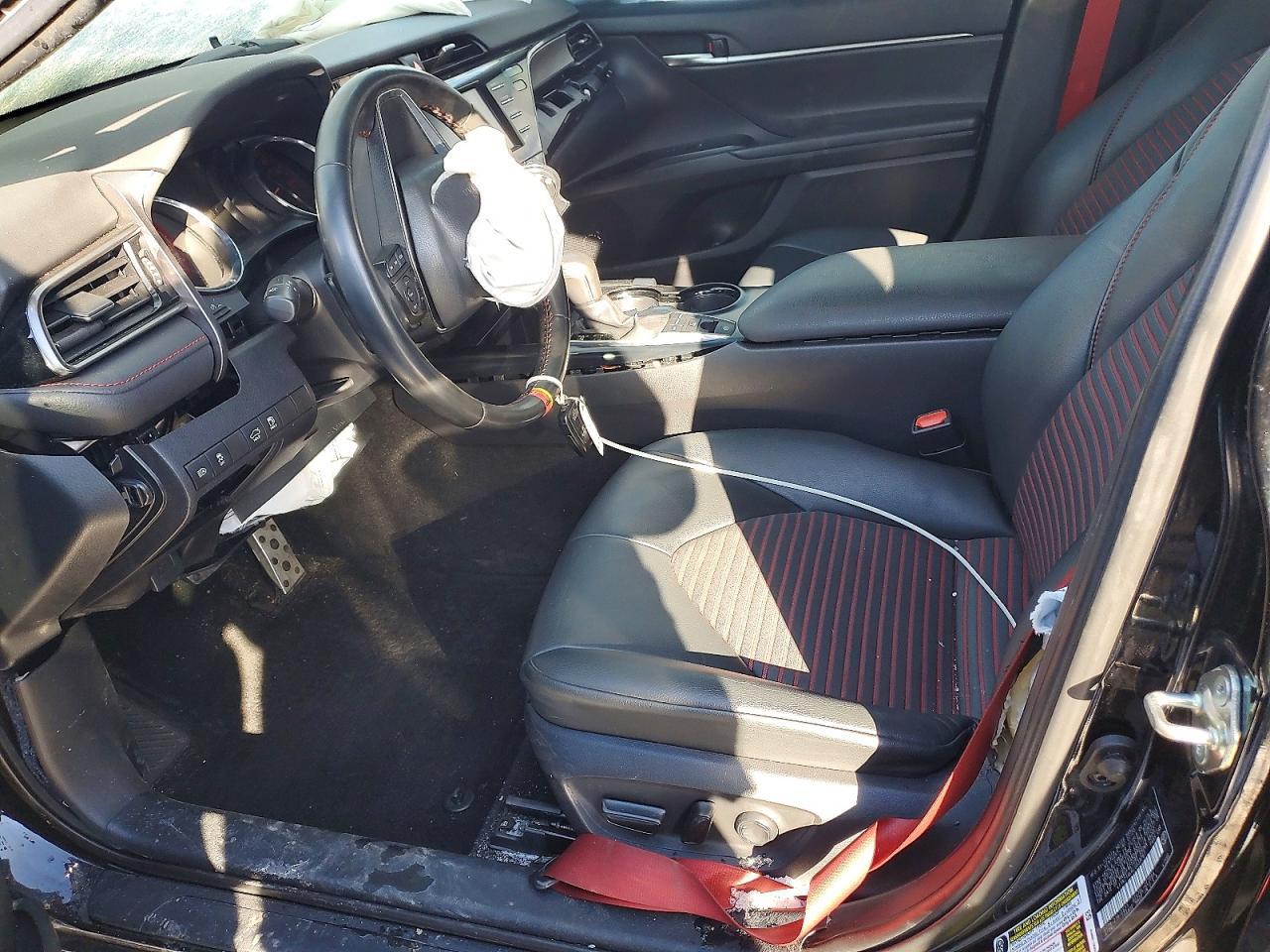 2020 Toyota Camry Trd - zdjęcie 7