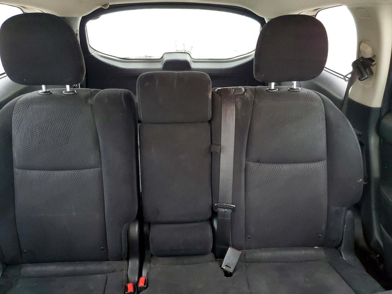 2016 Nissan Pathfinder S - zdjęcie 10