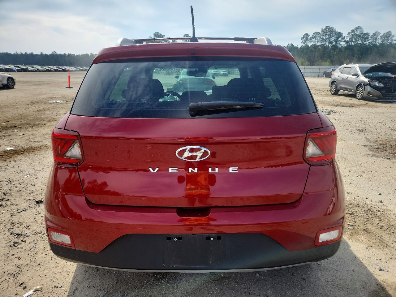 2024 Hyundai Venue Sel - zdjęcie 6