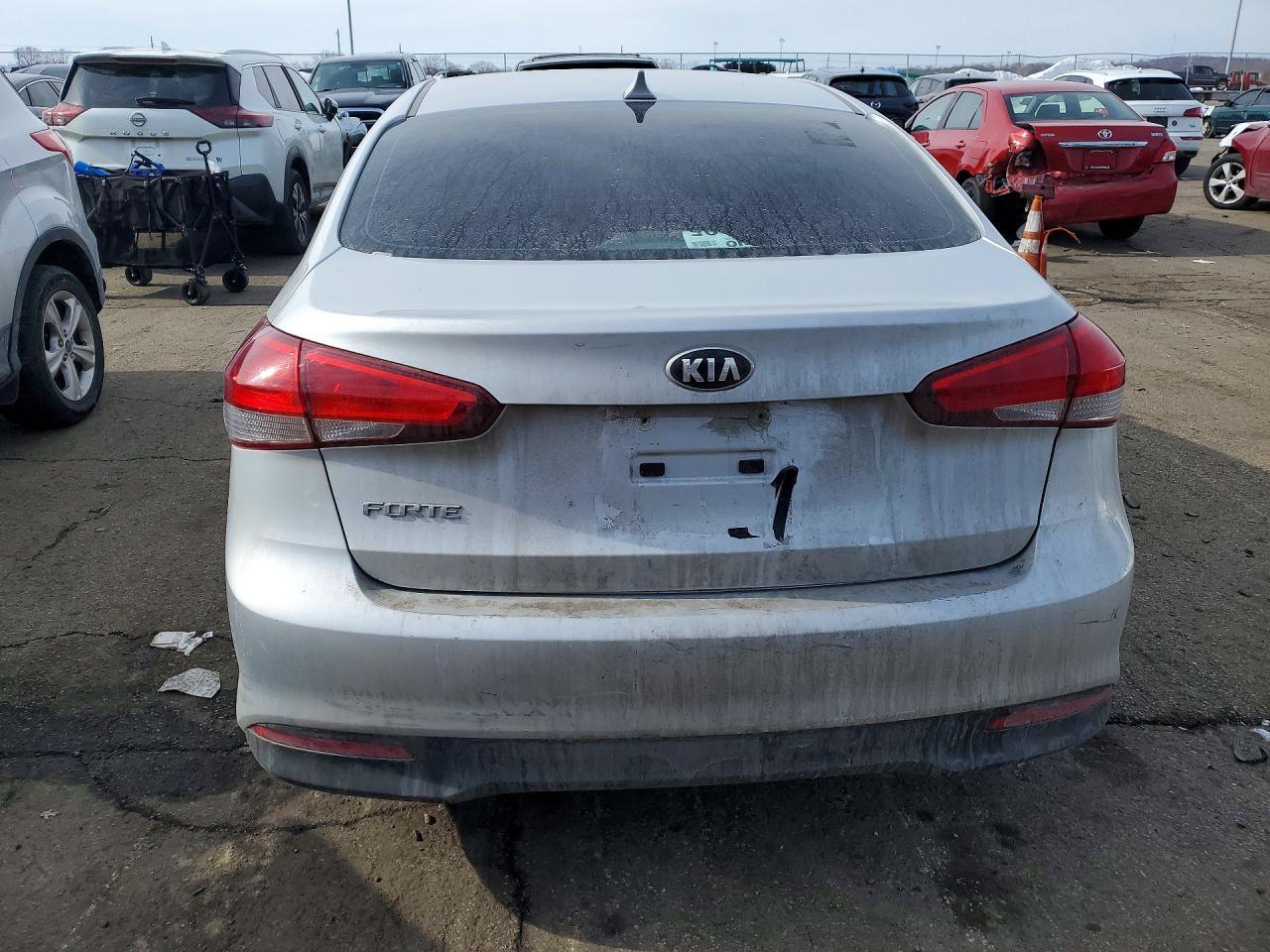 2018 Kia Forte Lx - zdjęcie 6