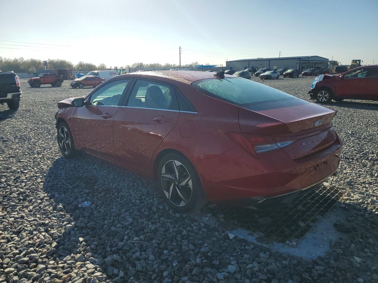 2022 Hyundai Elantra Limited - zdjęcie 2