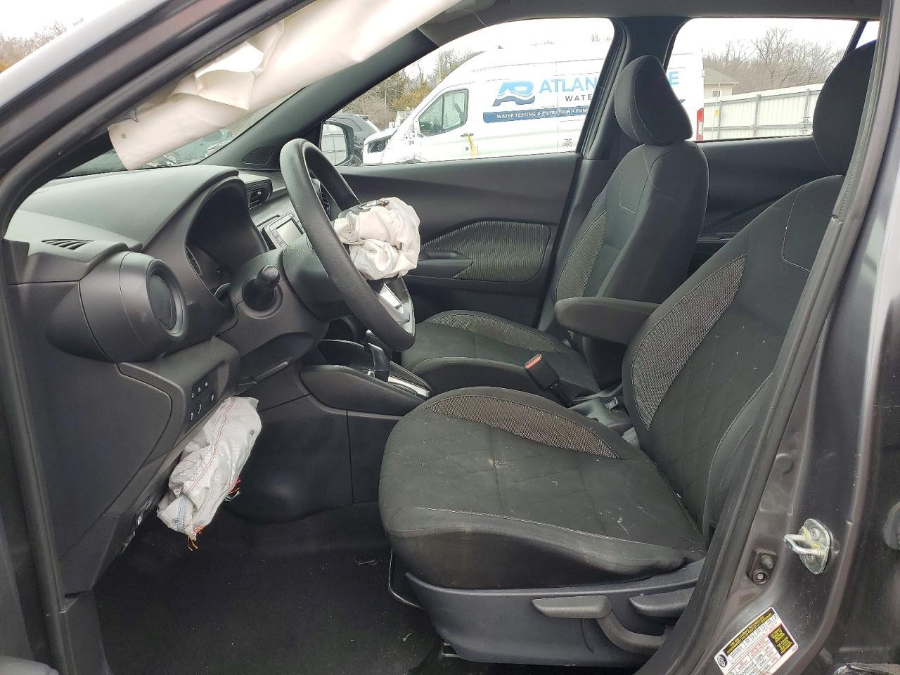 2020 Nissan Kicks S - zdjęcie 7