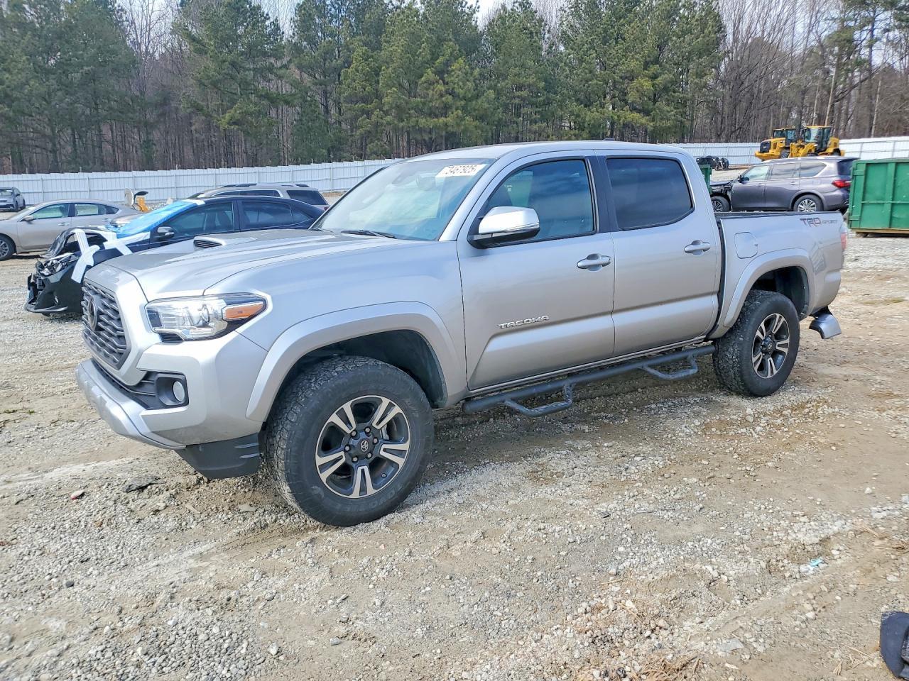 2022 Toyota Tacoma Double Cab - zdjęcie główne