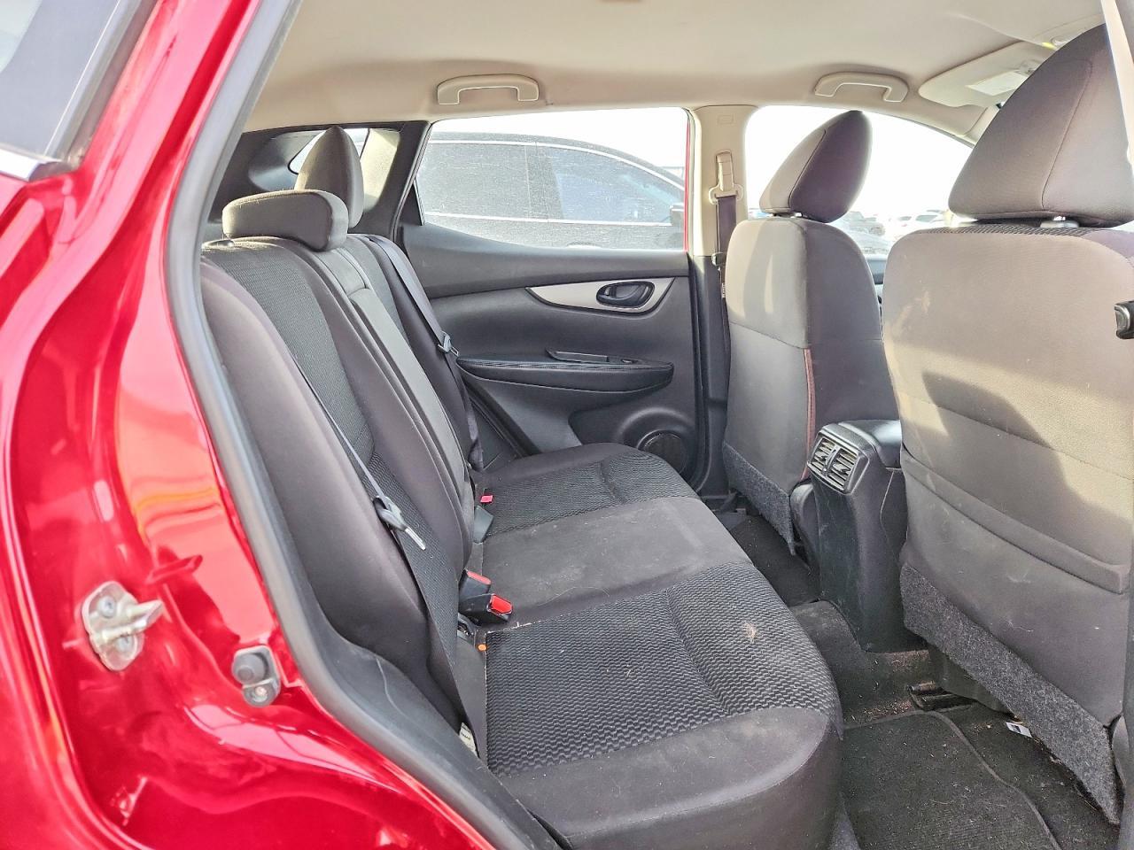 2018 Nissan Rogue Sport S - zdjęcie 11