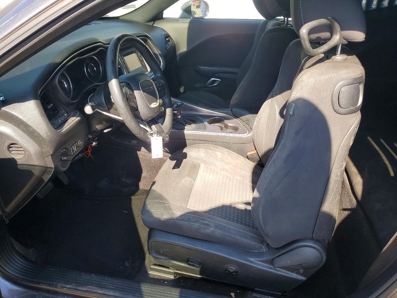 2015 Dodge Challenger Sxt - zdjęcie 7