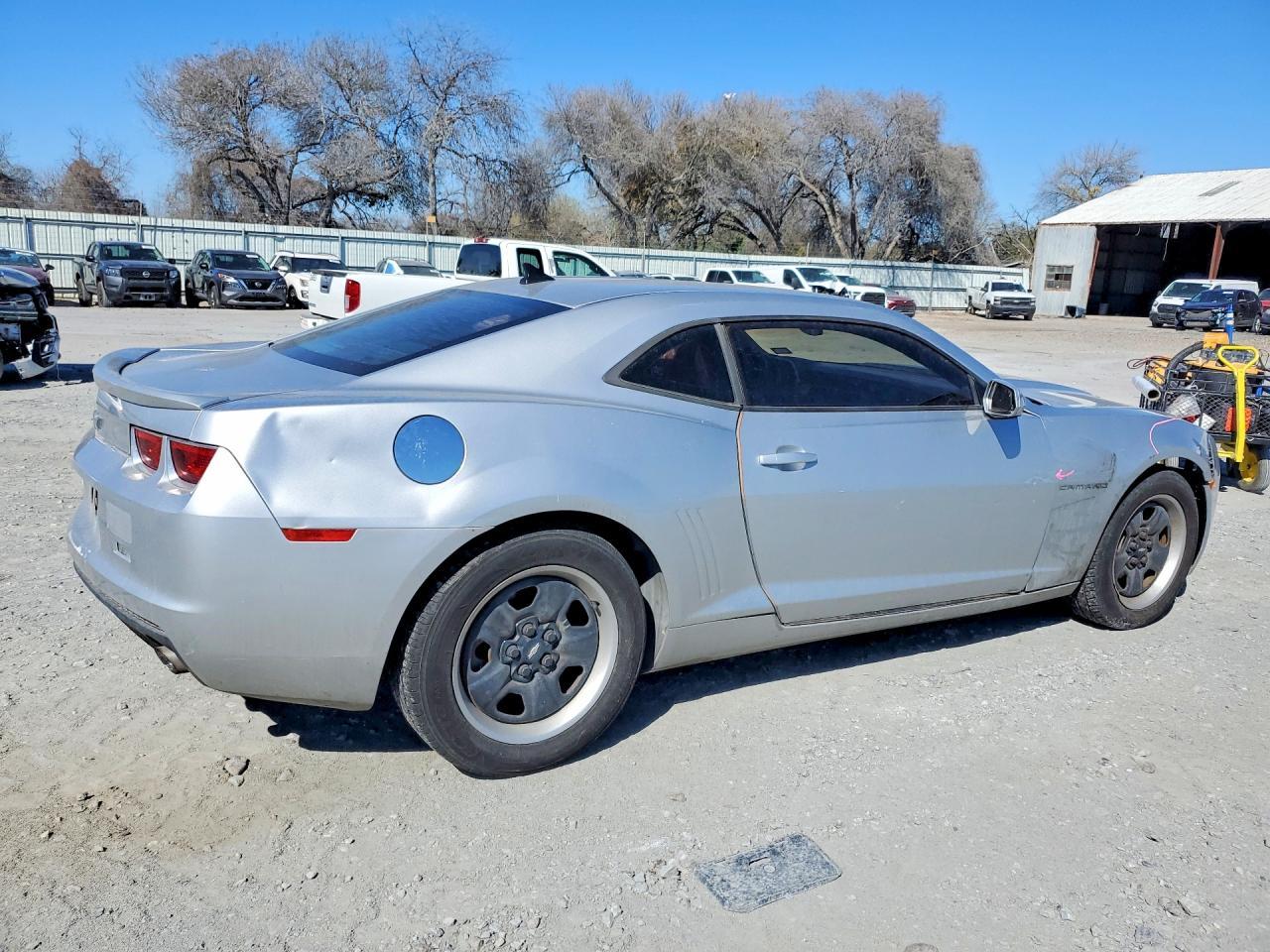 2013 Chevrolet Camaro Ls - zdjęcie 3