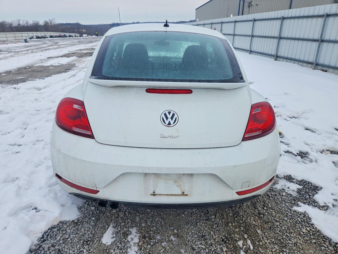 2017 Volkswagen Beetle 1.8T - zdjęcie 6