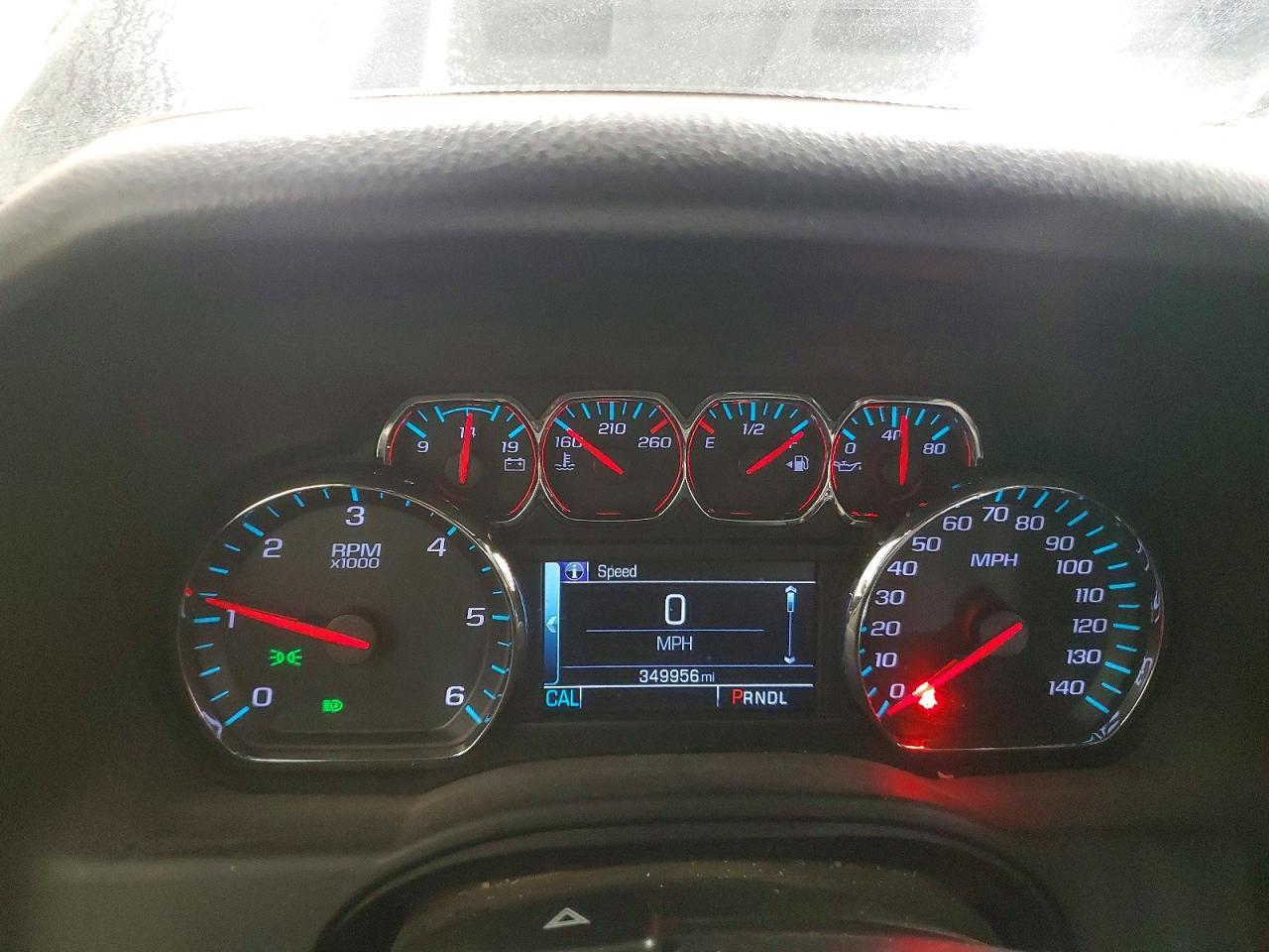 2020 Chevrolet Suburban K1500 Lt - zdjęcie 9
