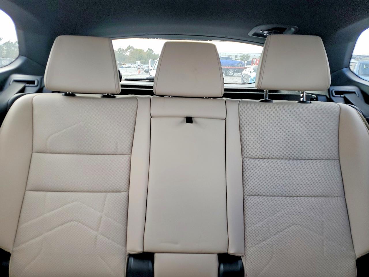 2025 BMW X1 xDrive28I - zdjęcie 10