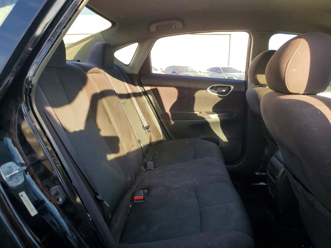 2013 Nissan Sentra S - zdjęcie 10