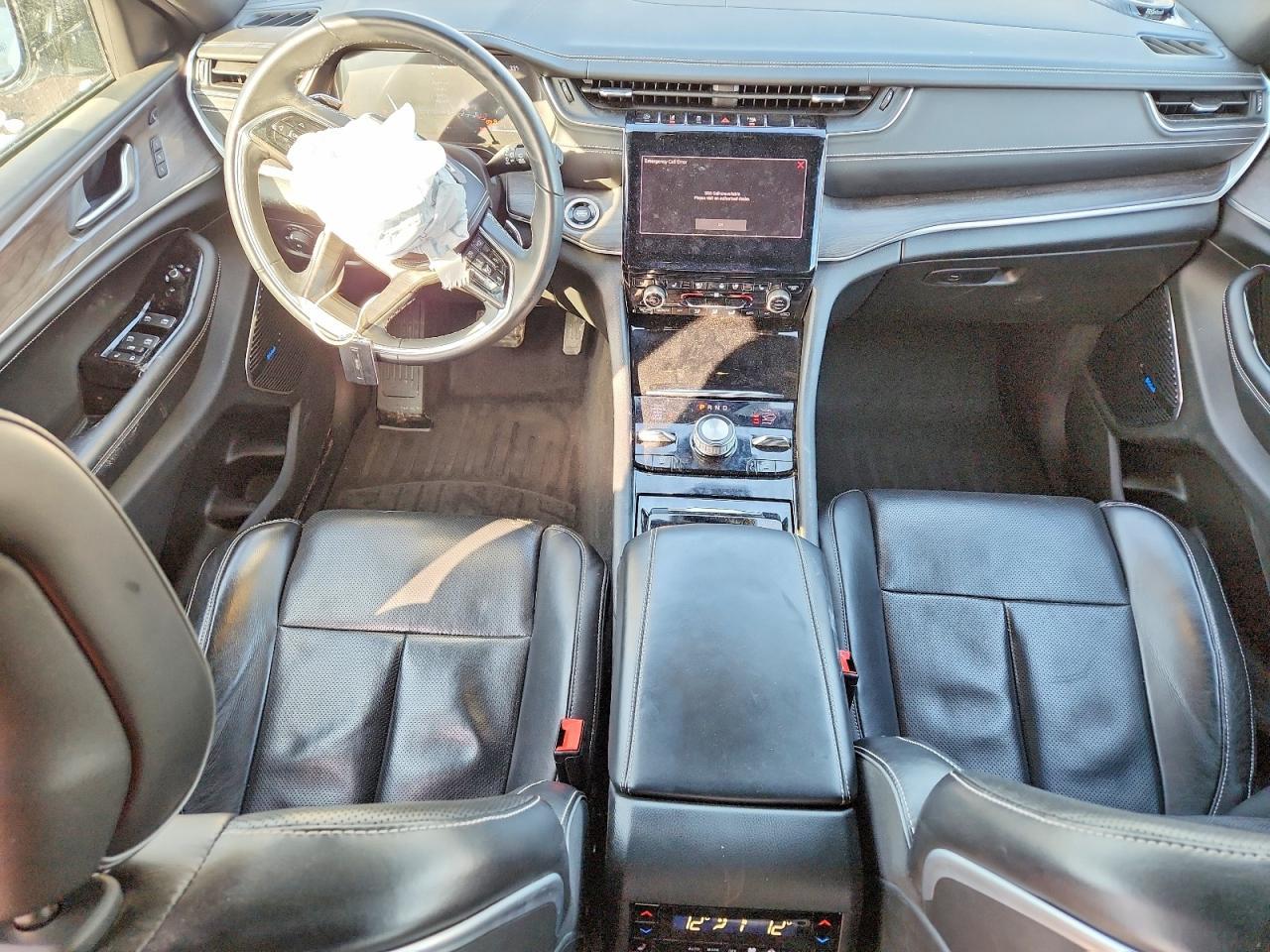 2022 Jeep Grand Cherokee Overland - zdjęcie 8