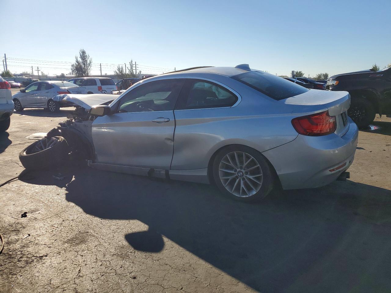 2016 BMW 228 I Sulev - zdjęcie 2