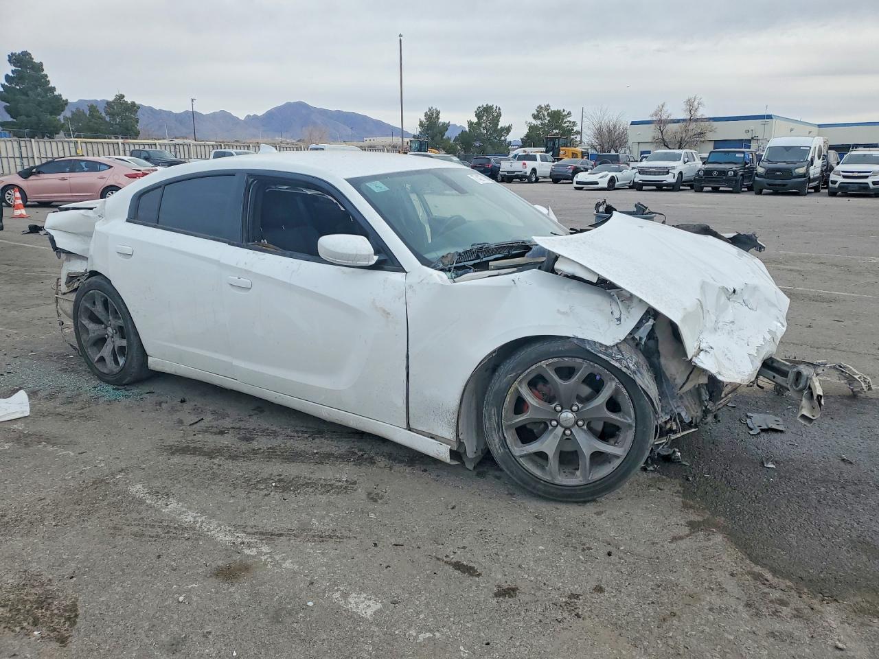 2016 Dodge Charger Sxt - zdjęcie 4