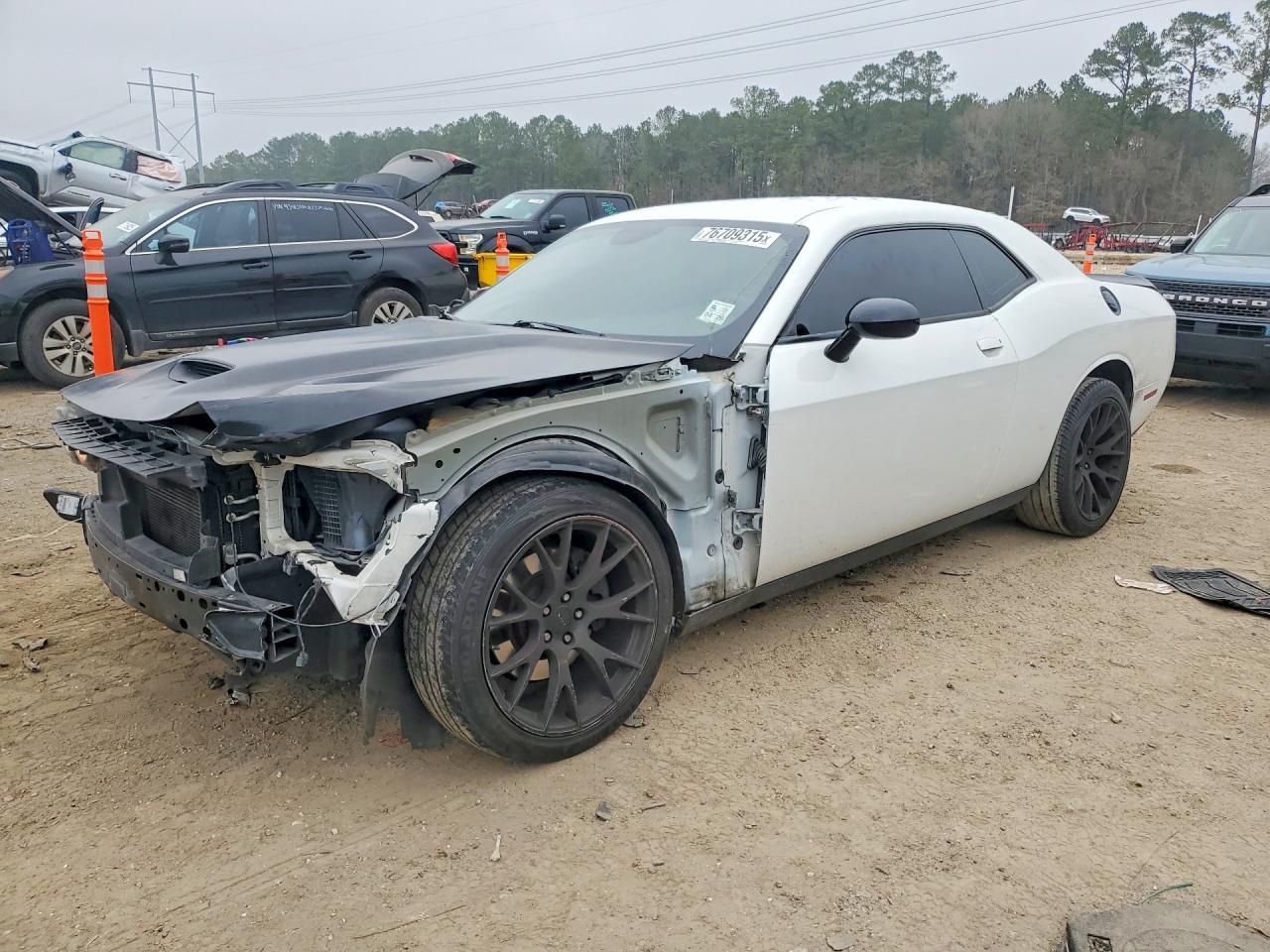 2018 Dodge Challenger R/T - zdjęcie główne