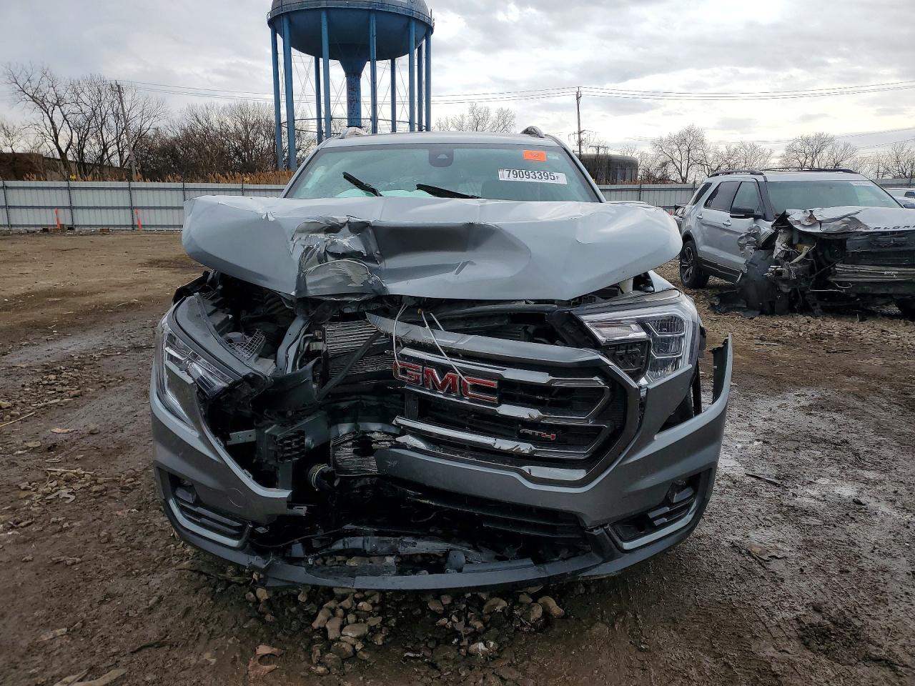 2024 GMC Terrain At4 - zdjęcie 5