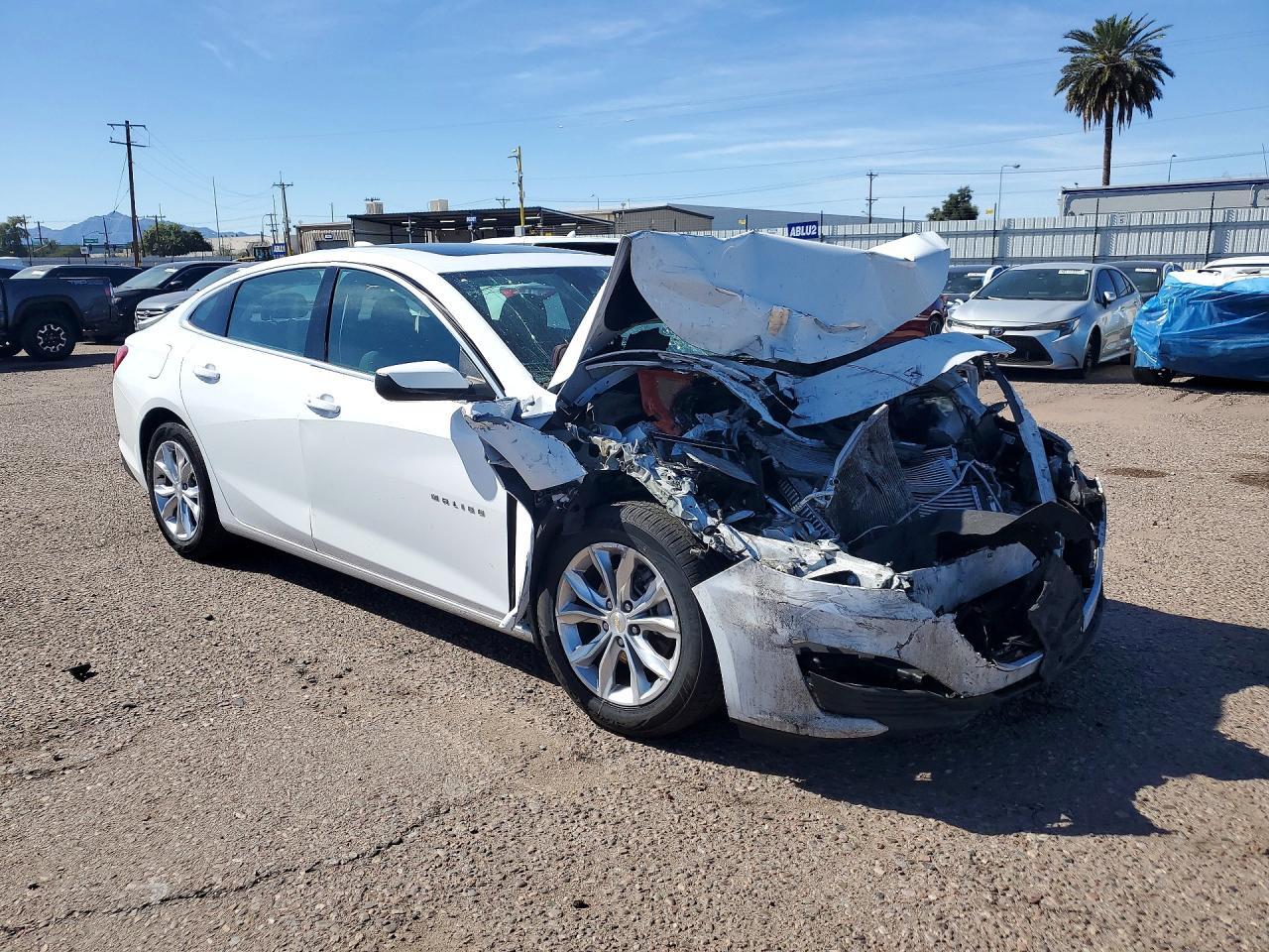 2024 Chevrolet Malibu Lt - zdjęcie 4