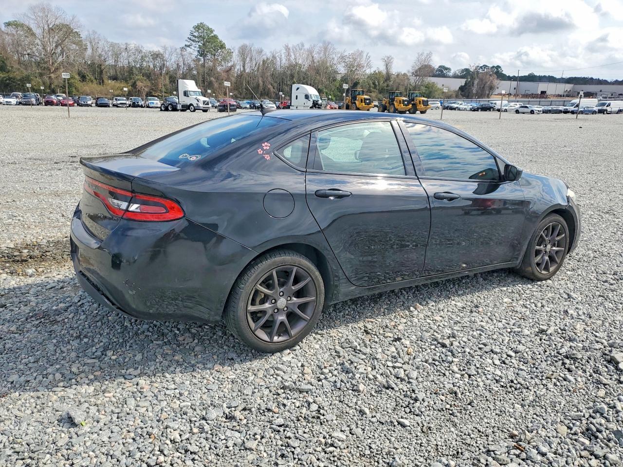 2016 Dodge Dart Se - zdjęcie 3