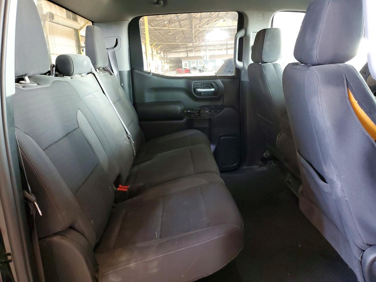 2022 Chevrolet Silverado C1500 Custom - zdjęcie 10