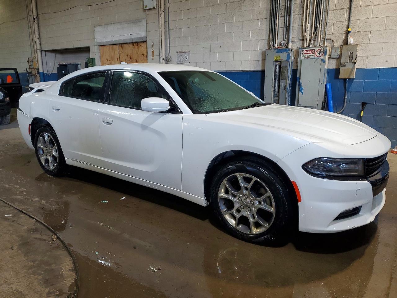 2016 Dodge Charger Sxt - zdjęcie 4